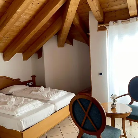 Goldenhof Hotel 3*