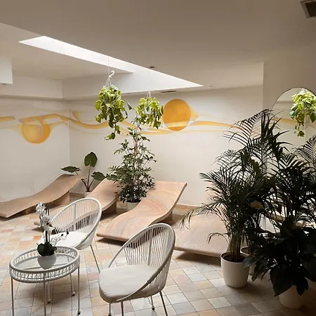 Hotel Goldenhof 3*