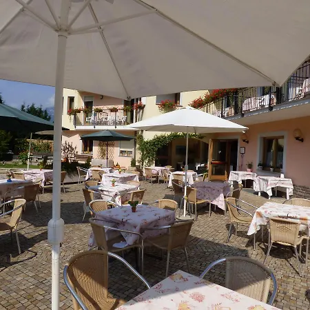 Goldenhof Hotel